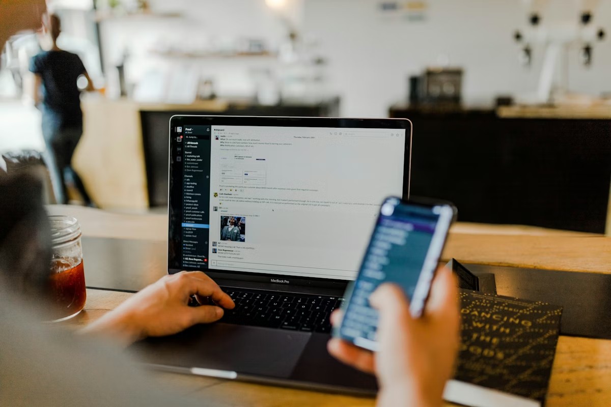 Recomendaciones, reseñas y ventas cruzadas en empresas de servicios